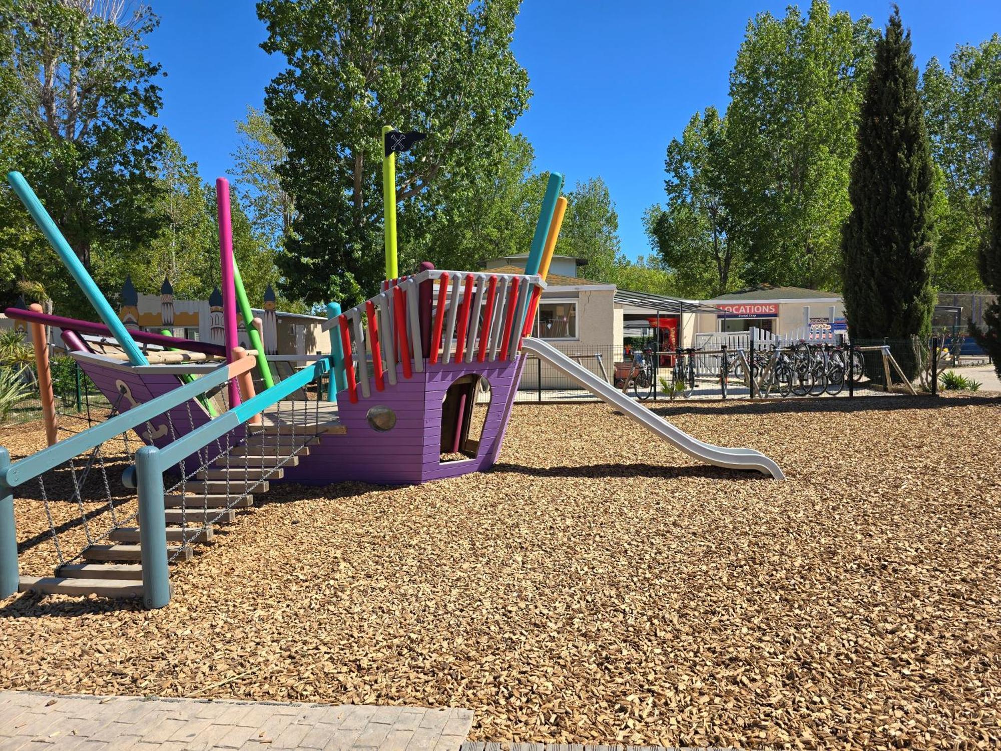 ונדרה Mobilhome Lodge 3 Chambres, 500M Plage, Camp 5 Etoiles מראה חיצוני תמונה