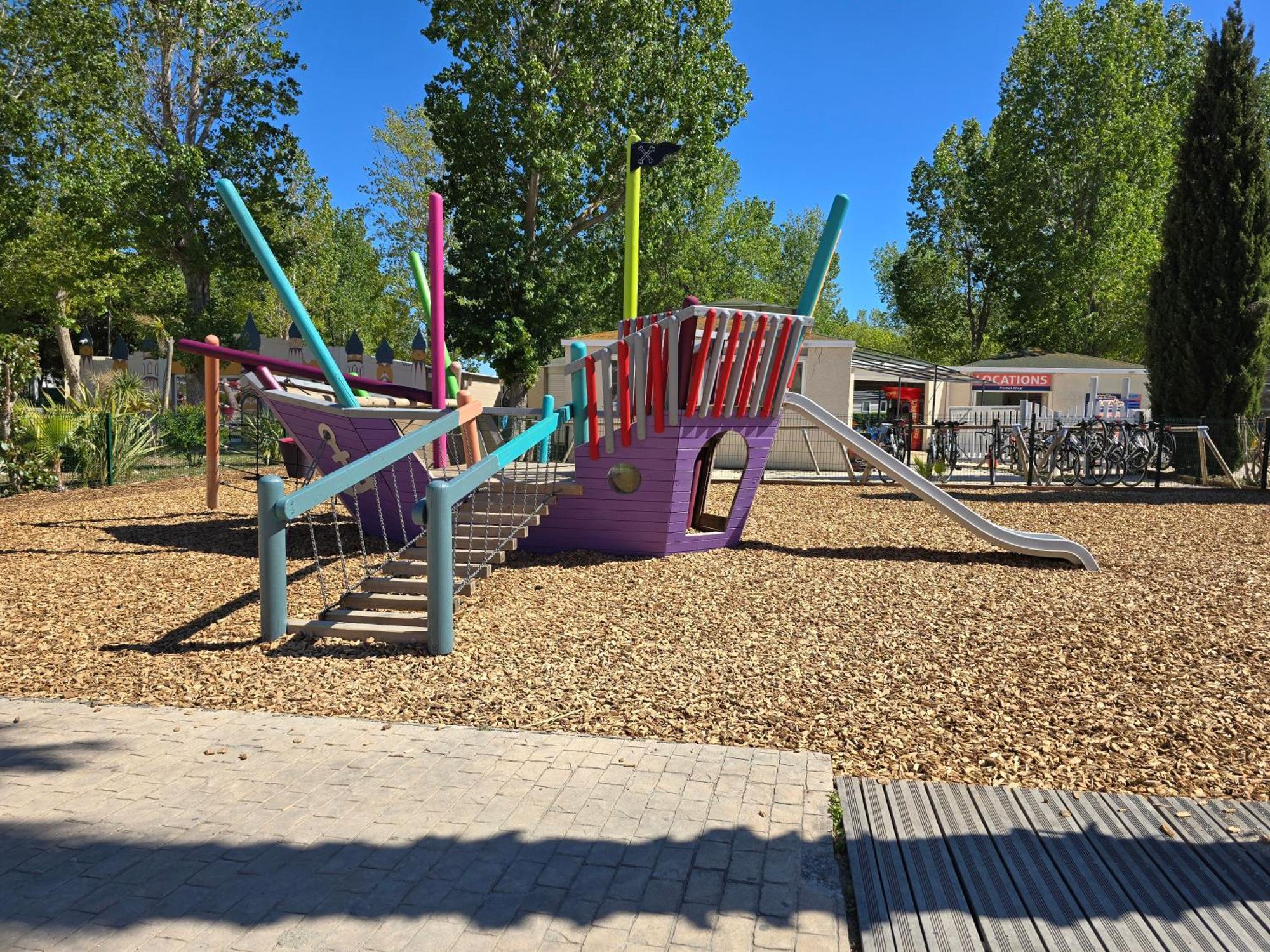 ונדרה Mobilhome Lodge 3 Chambres, 500M Plage, Camp 5 Etoiles מראה חיצוני תמונה